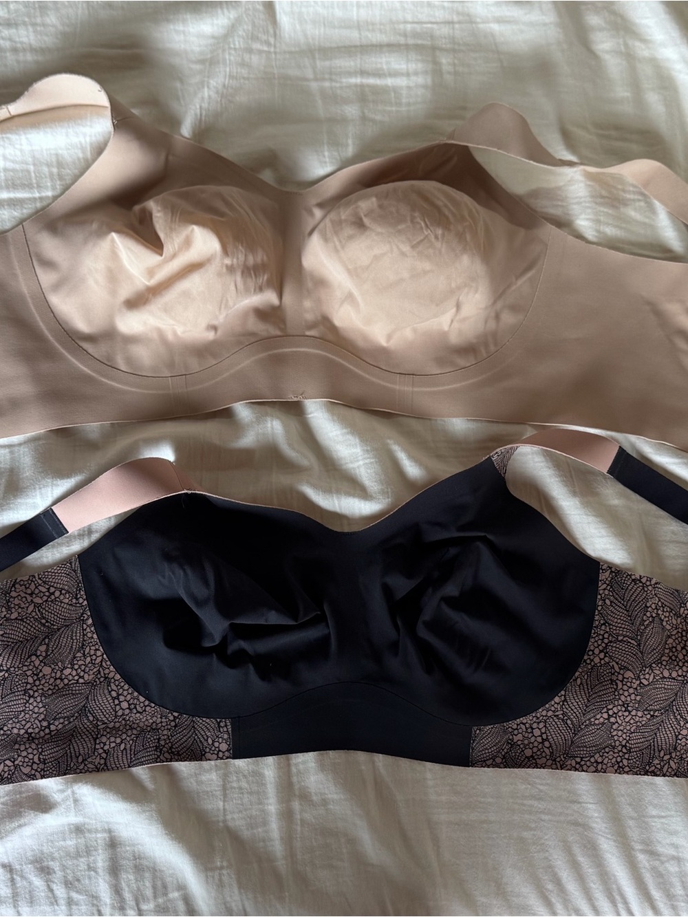 Lot of 12 Evelyn & Bobbie wireless bras and camis (M, L)